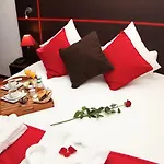 Zenia & Hotel 3*