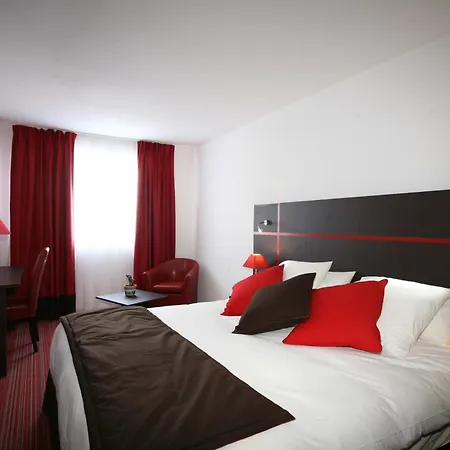 Zenia & Hotel 3*