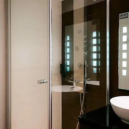 Hotel Zenia & Proville