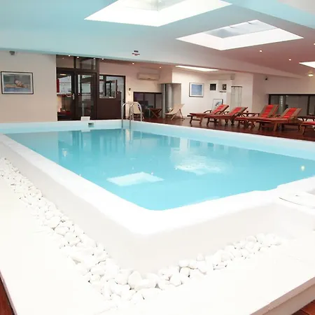Hotell Zenia & Proville